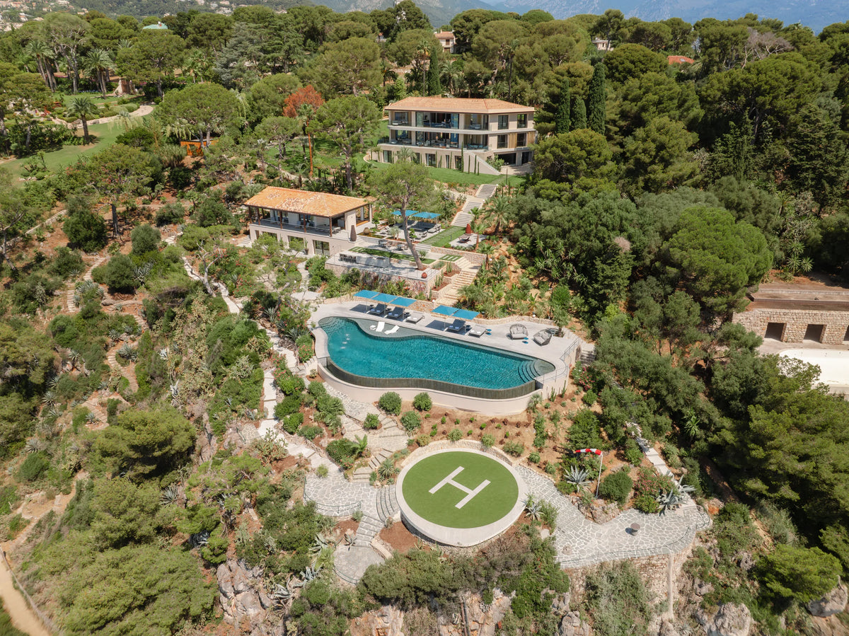 Villa Cap Rocher · Roquebrune-Cap-Martin — Bensa Arredamenti