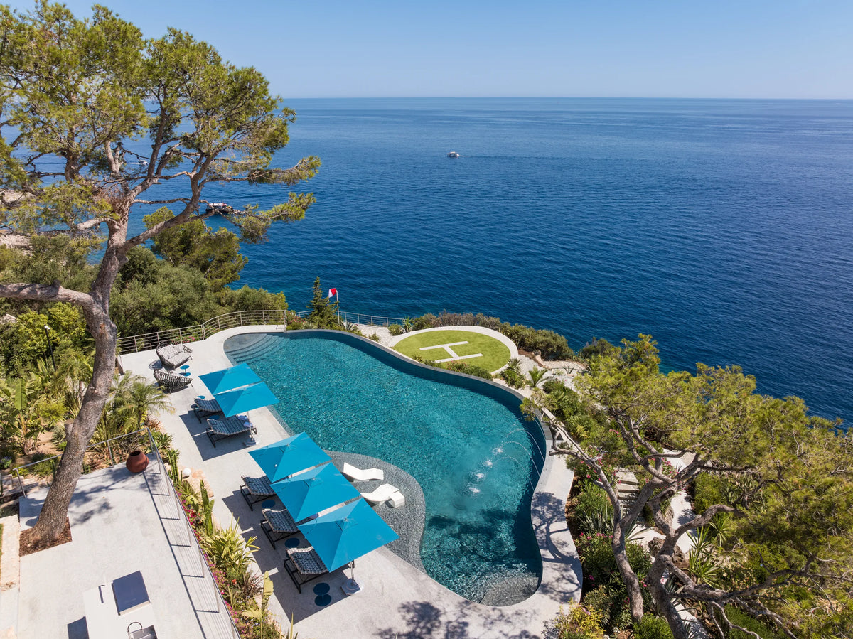 Villa Cap Rocher · Roquebrune-Cap-Martin — Bensa Arredamenti